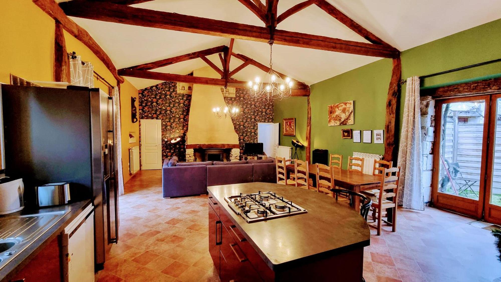 Вилла Domaine De Rochebonne Saint-Just-Luzac Экстерьер фото