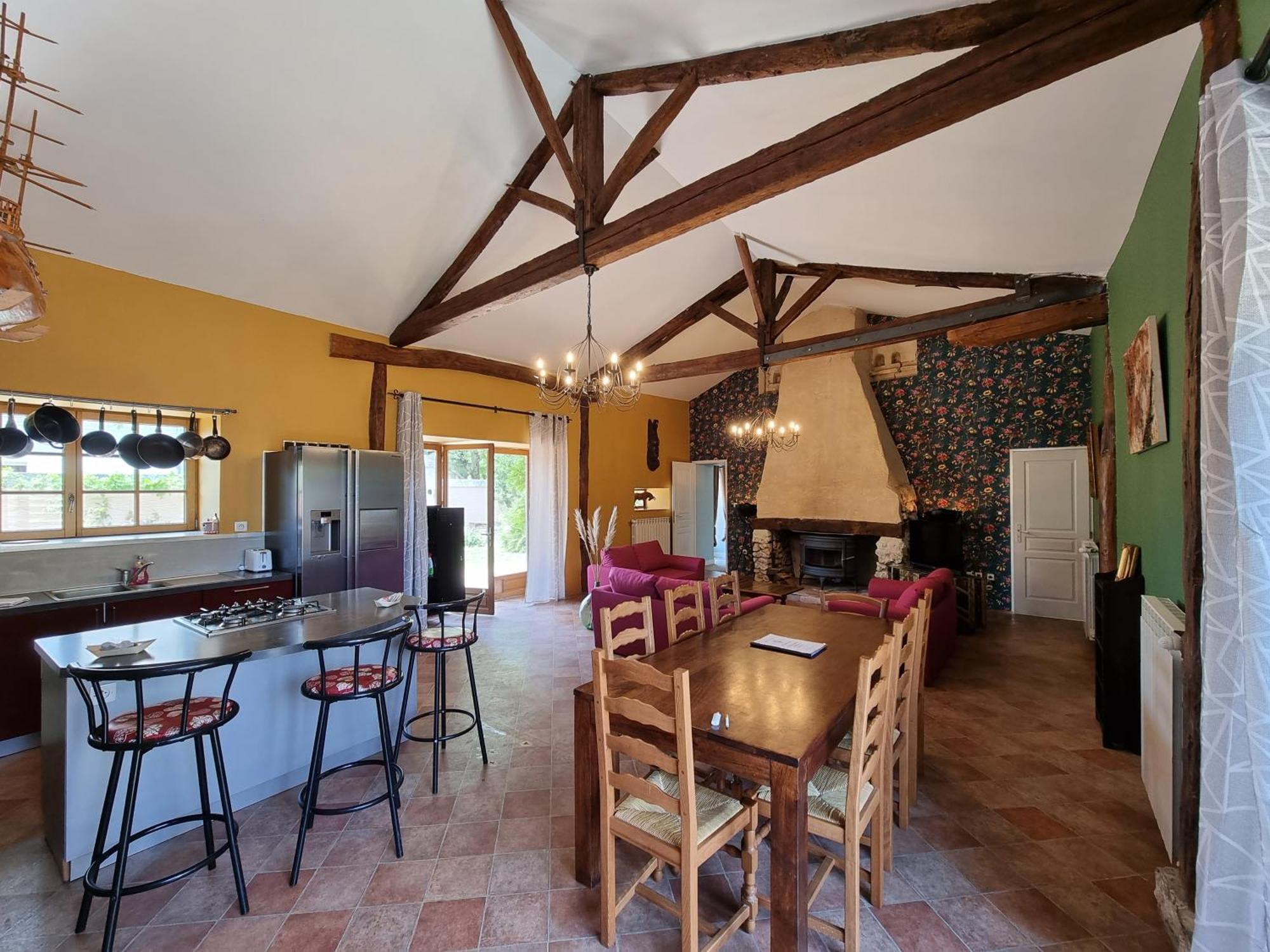 Вилла Domaine De Rochebonne Saint-Just-Luzac Экстерьер фото